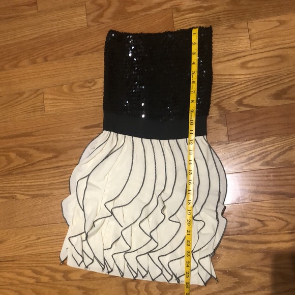 Elegant black and off white dress :) - Picture 2 of 4